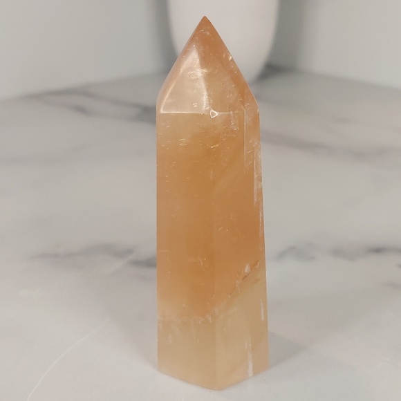 Honey Calcite Tower | Confidence • Clarity • Personal Empowerment - Picture 3 of 5
